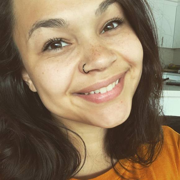 Meet your Posher, Ally - Picture 1 of 1